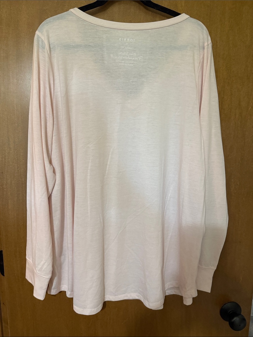 NWT torrid Light Pink V-Neck Long Sleeve Tee - Picture 4 of 4